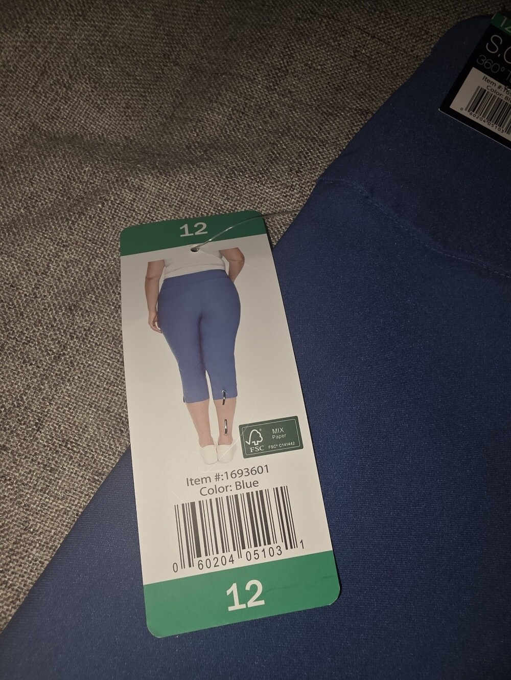 Classic Navy Capri Pants - Comfortable Everyday Fit - Picture 3 of 4